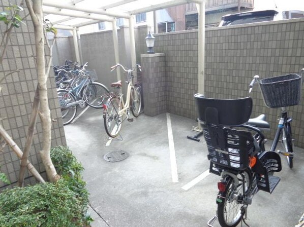 リヴィエルバーグ西大島の物件内観写真